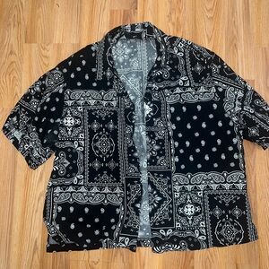 Black & White Bandana Print Short Sleeve Shirt